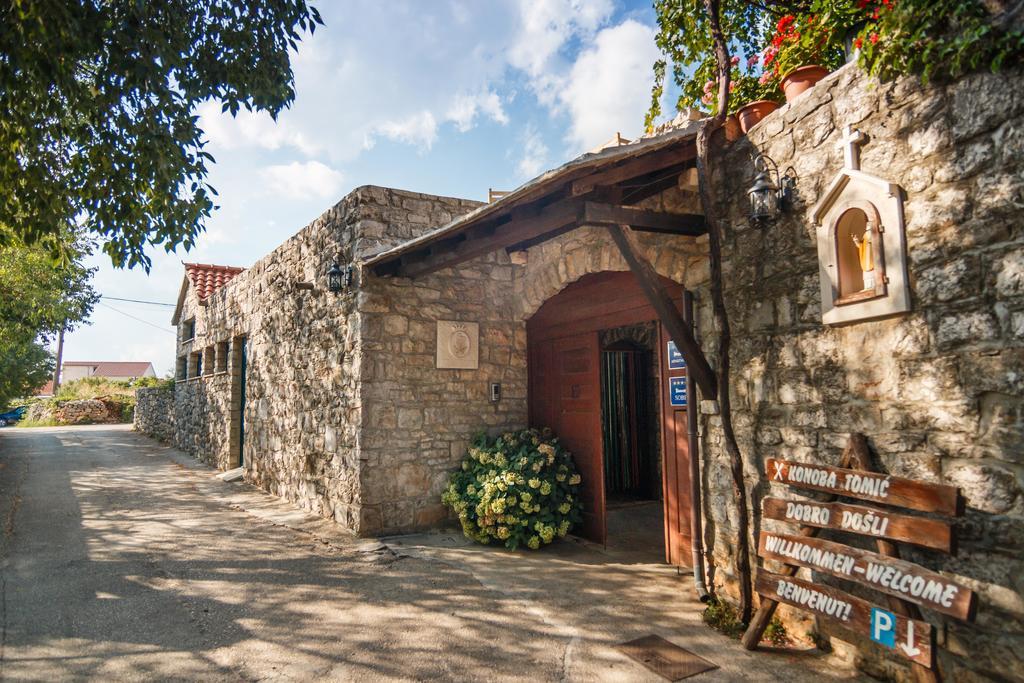 Apartments & Rooms Konoba Tomic Gornji Humac Exteriér fotografie