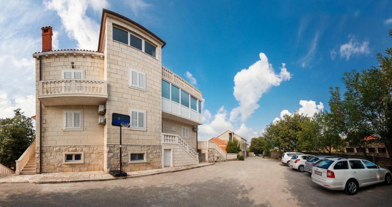Apartments & Rooms Konoba Tomic Gornji Humac Exteriér fotografie